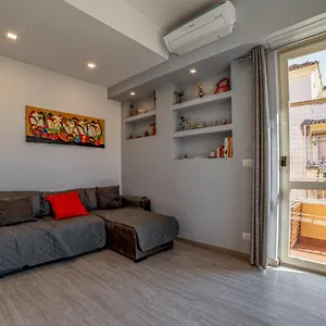 https://cornelia-home.it-romehotels.com